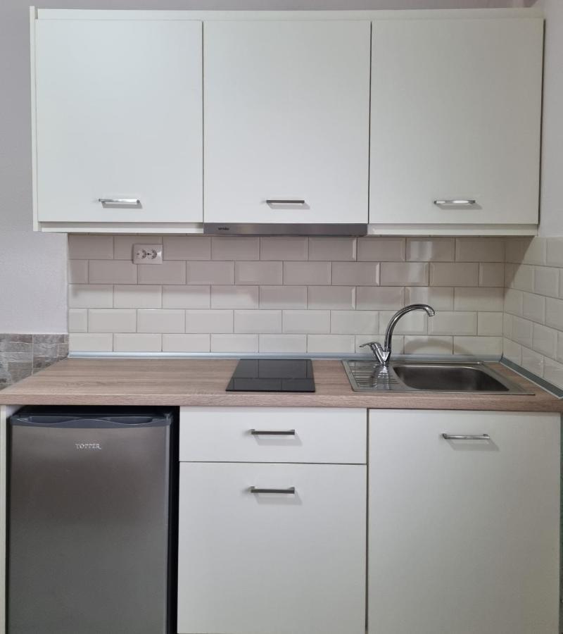 Anna Christina Apartments 메타모르포시 외부 사진