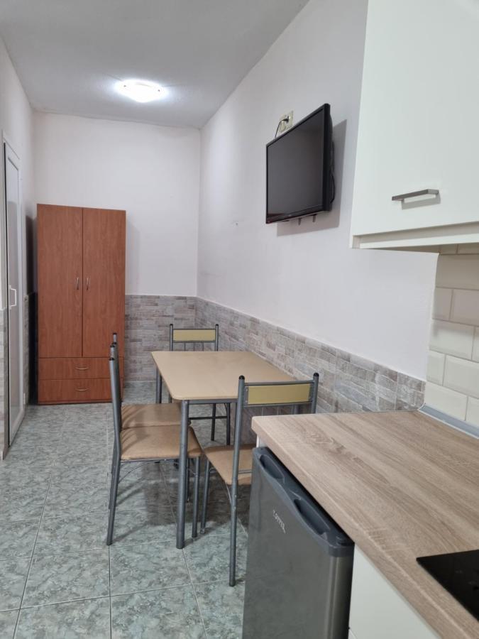 Anna Christina Apartments 메타모르포시 외부 사진