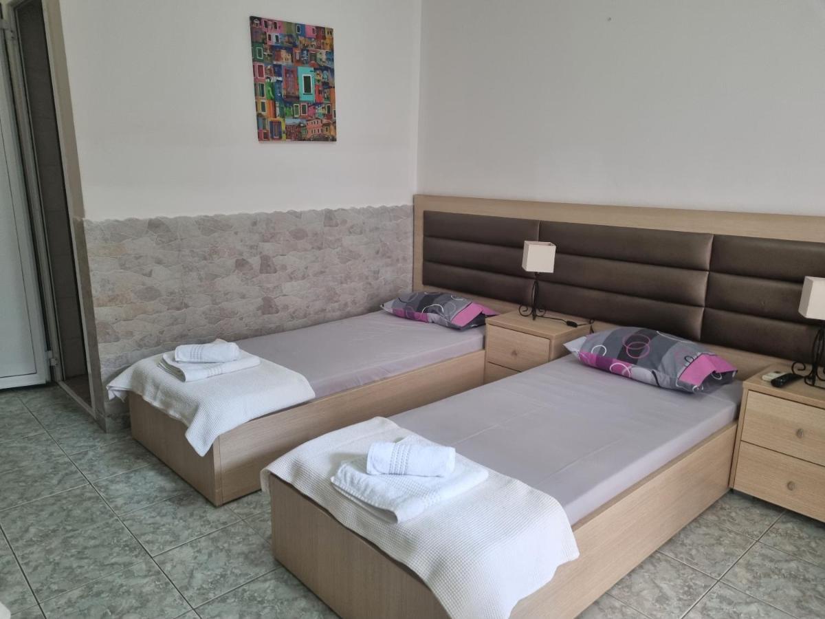 Anna Christina Apartments 메타모르포시 외부 사진